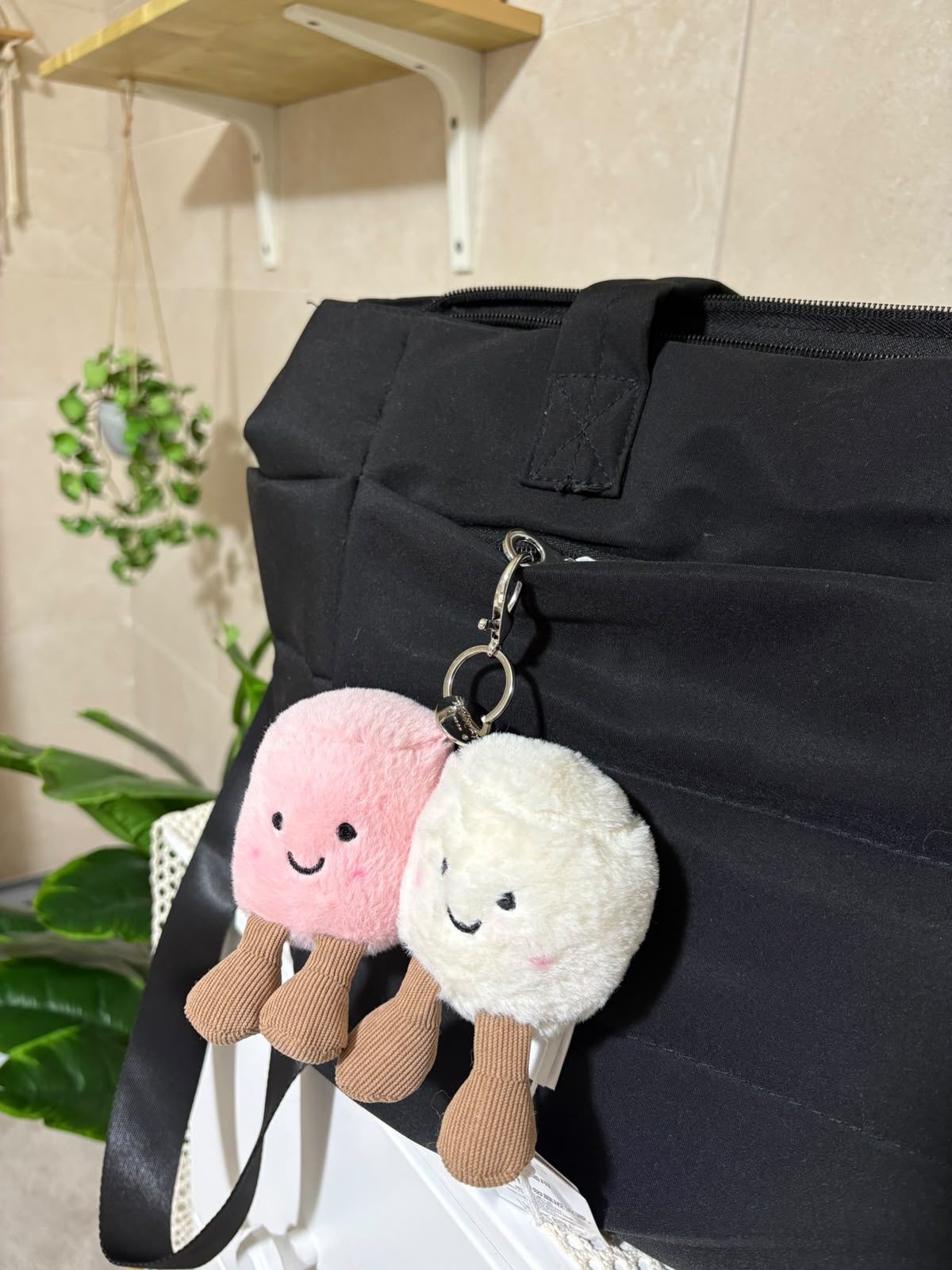 Marshmallow plush keychain - 10 cm