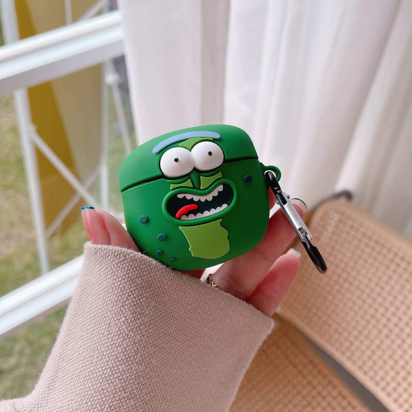 Pickle Rick airpods case