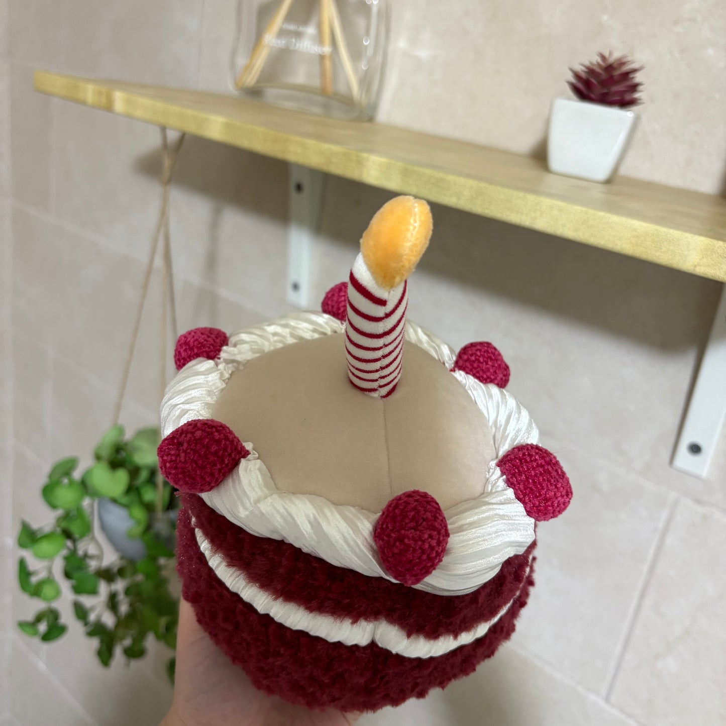 Red velvet birthday cake plush toy - 18 cm