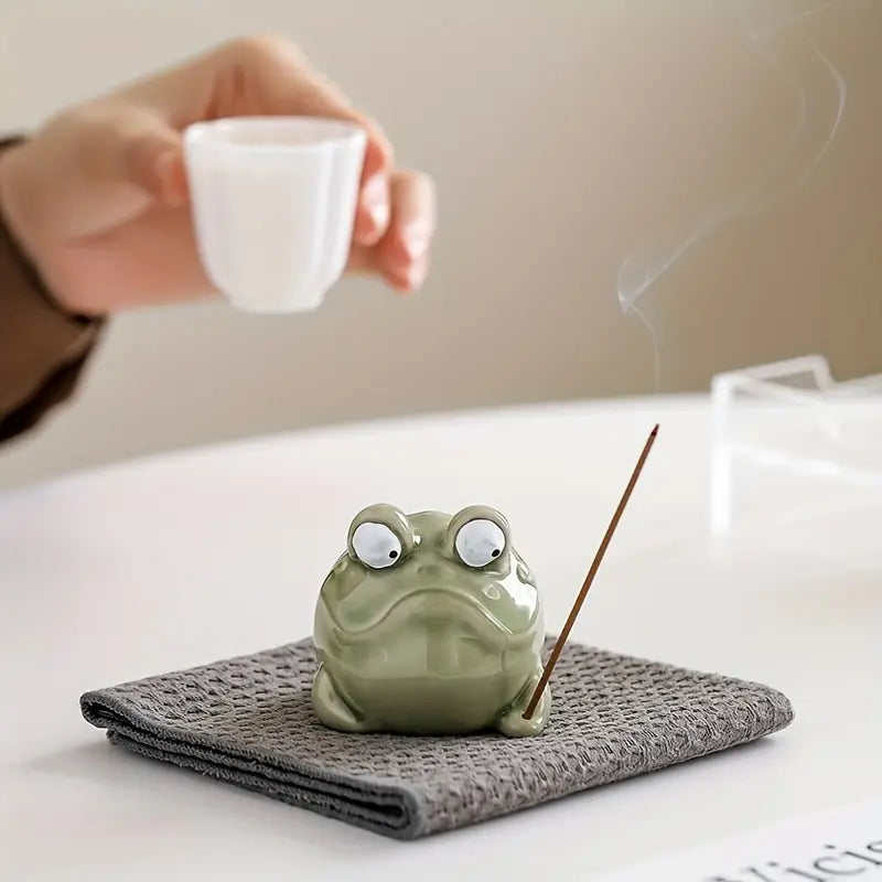 Quirky Ceramic Frog Incense / Bakhur Holder