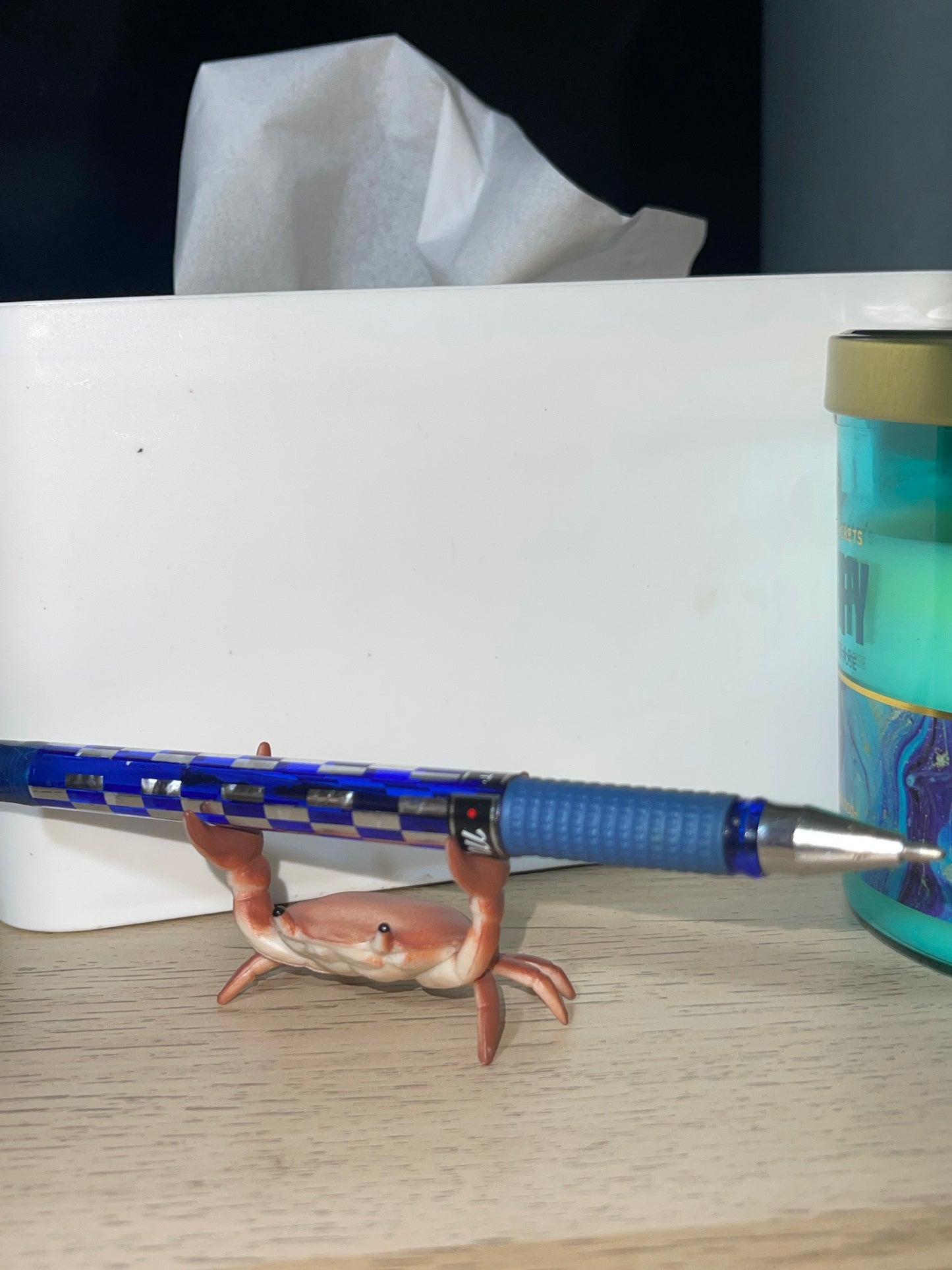 Crab pen holder