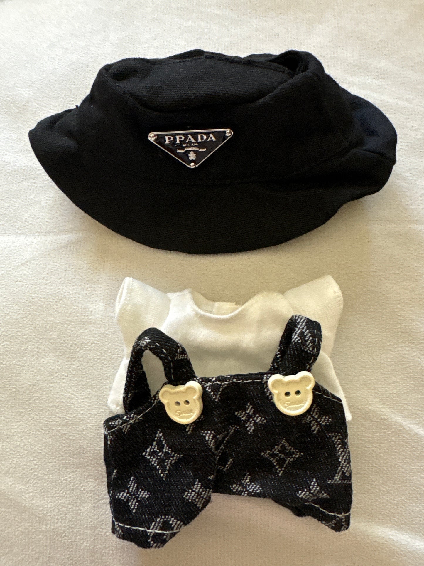 Bubu overall outfit (ملابس)