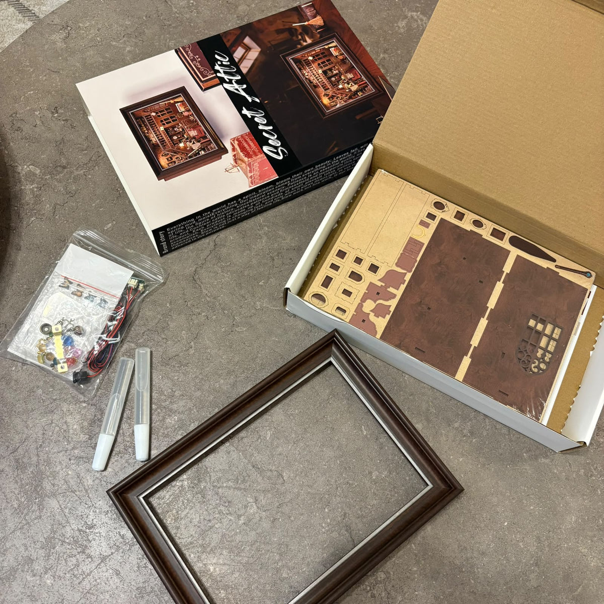 DIY Harry Potter Secret Attic Miniature Kit – 3D Light-Up Wall Frame Nook Craft