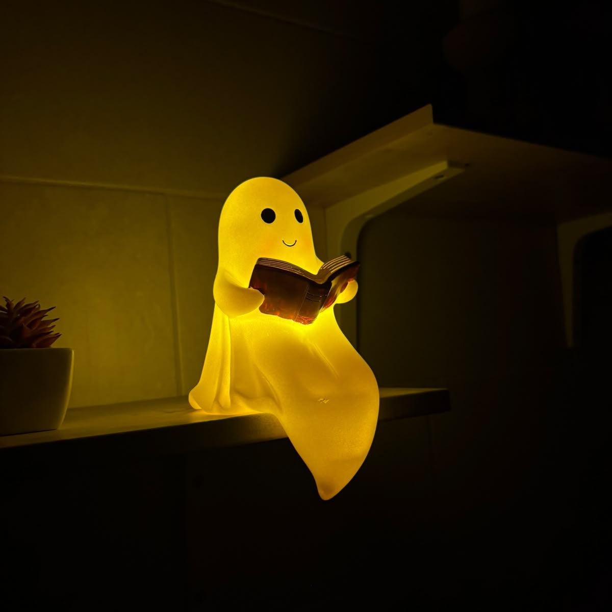 Ghost Reading Lamp- Resin
