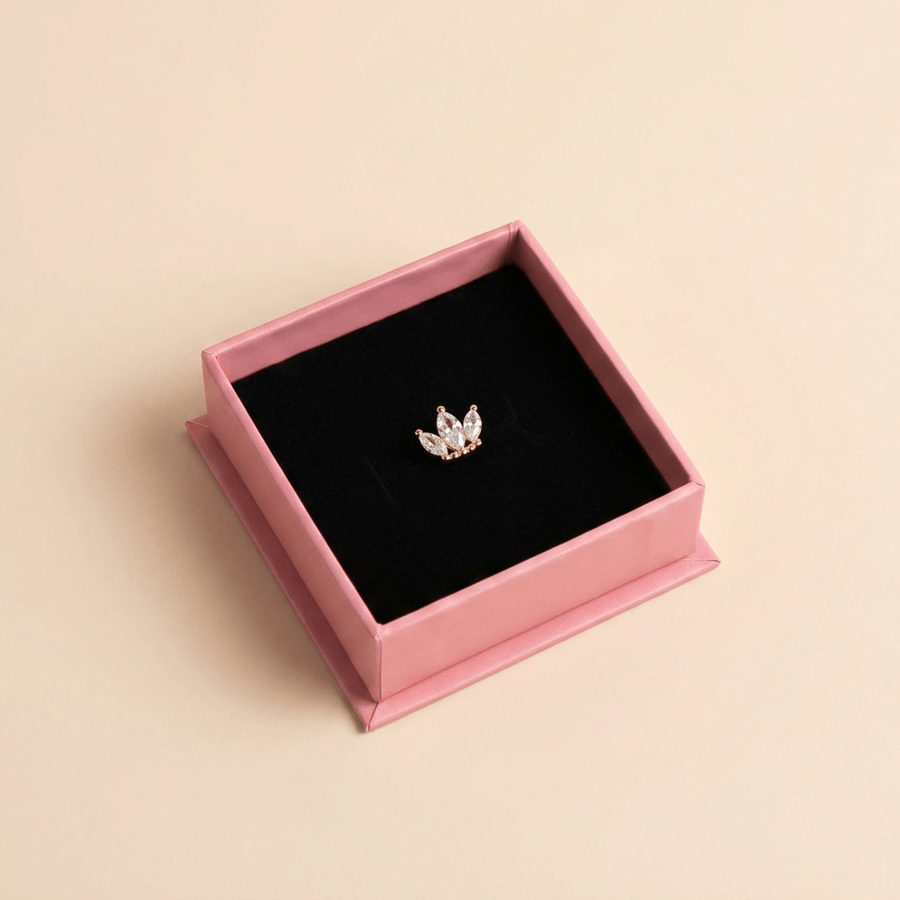 Crown Cartilage Stud Earring (Single) - Gold Plated 925 Sterling Silver | Pinky Promise