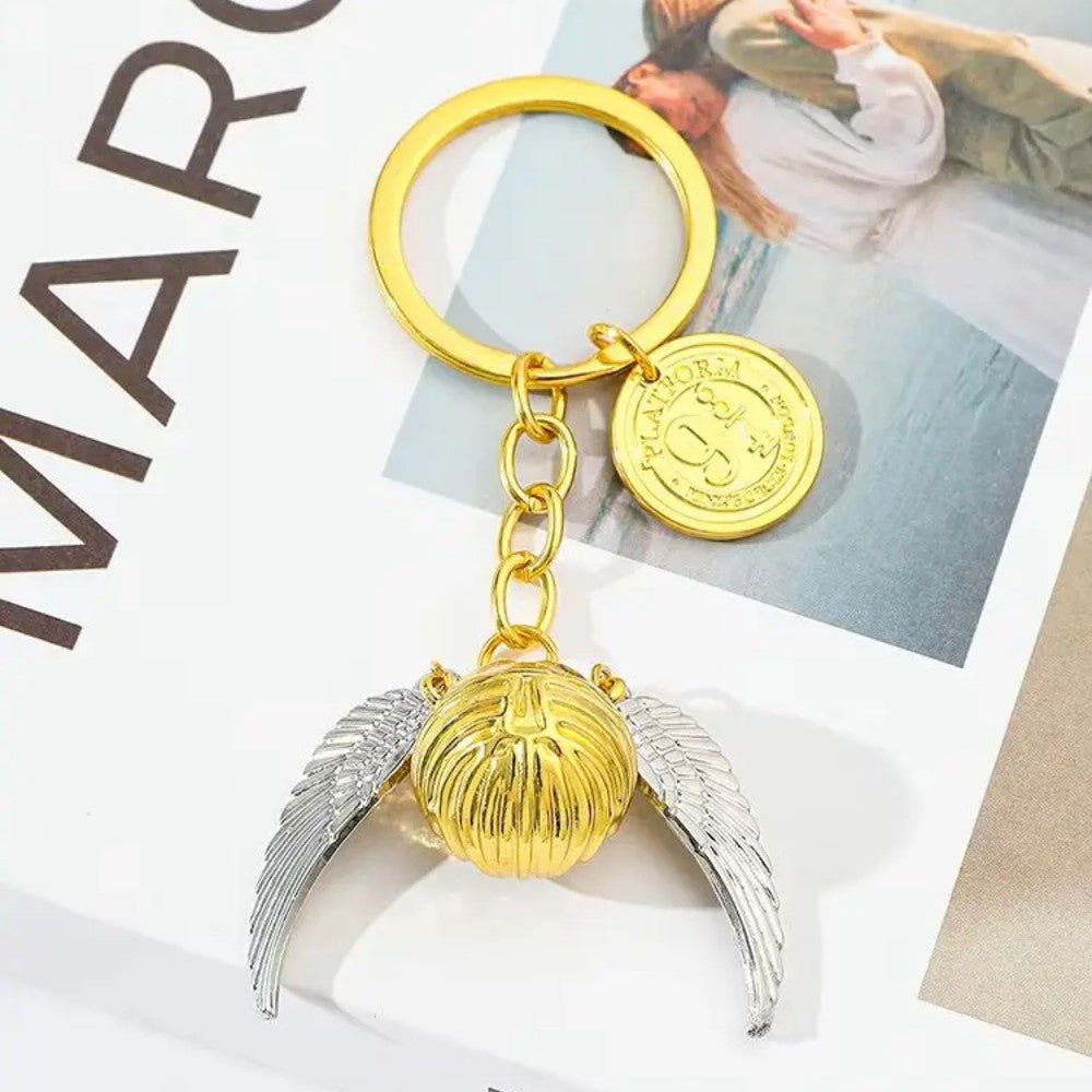harry potter Golden snitch keychain | Pinky Promise