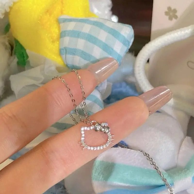 Hello Kitty Necklace - Photo 4 | Pinky Promise