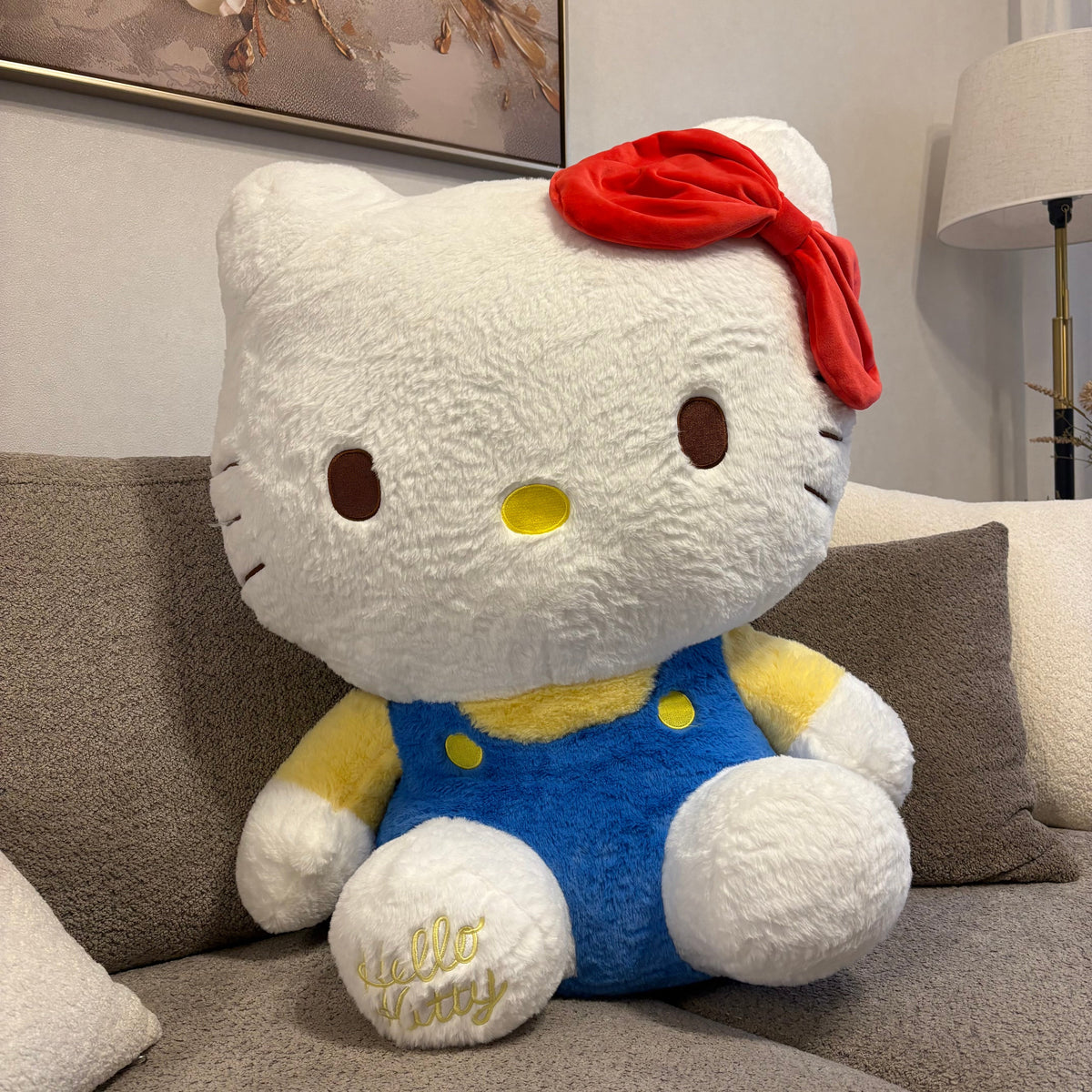 HUGE hello kitty plush toy - 80 cm - Photo 6 | Pinky Promise