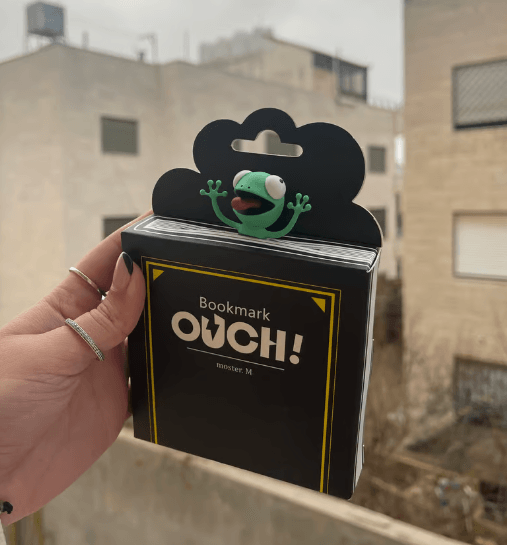 Ouch bookmark - Close Up | Pinky Promise