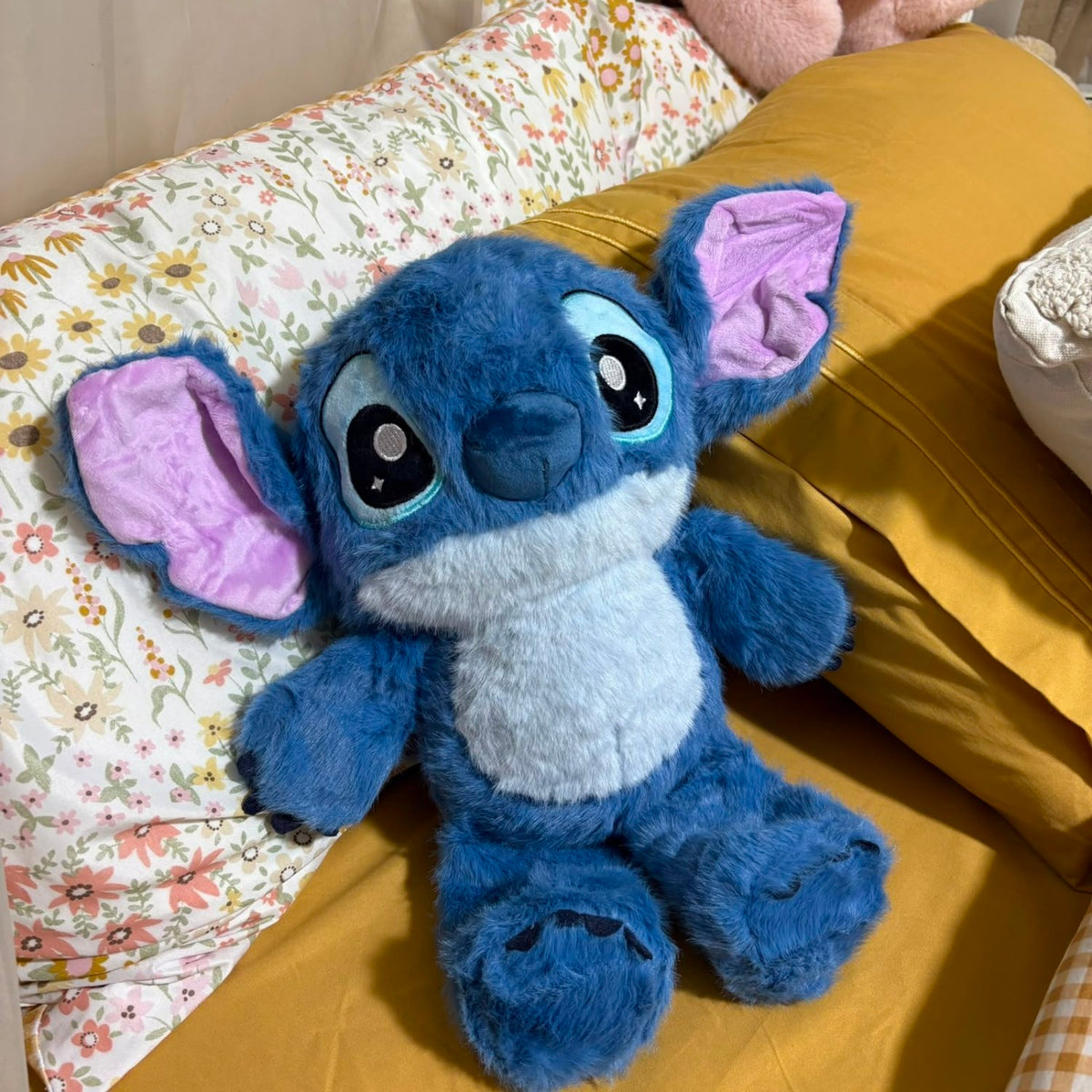 Running Stitch plush toy - 45 cm - Pinky Promise